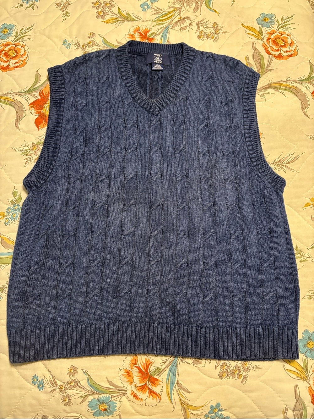 Classic Cable Knit V-Neck Sweater Vest - Navy